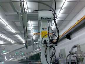 電子廠皮帶流水線工作臺(tái)與廣東機(jī)械手輸送機(jī) 專(zhuān)業(yè)廠家的電子節(jié)能產(chǎn)品