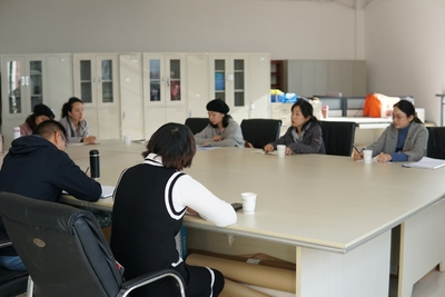 服裝專業建設指導委員會赴西南紡織服裝職教聯盟學?？疾煺{研，共謀專業設計服務發展